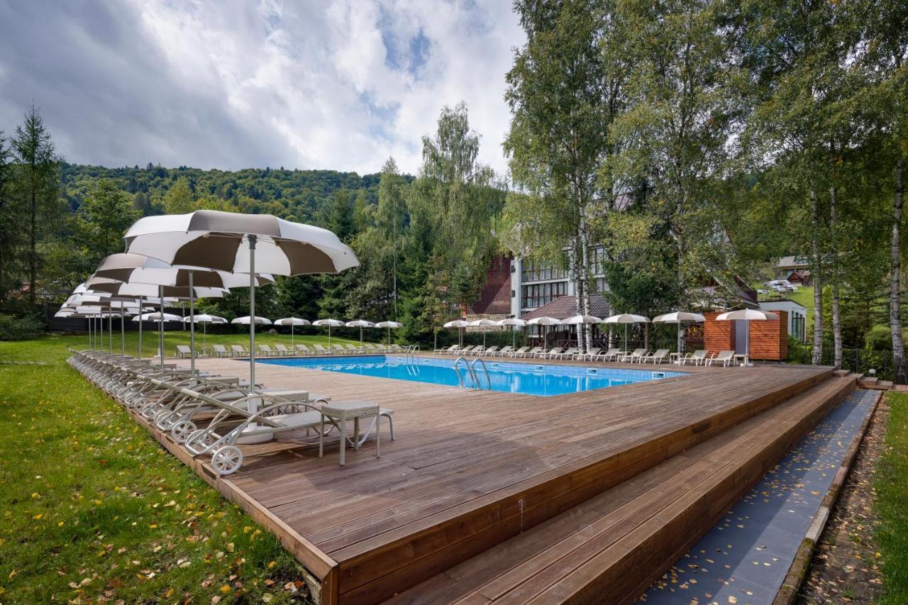 Yaremche Club Hotel Exterior foto